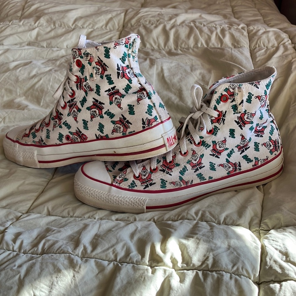 CONVERSE SANTA HI TOPS